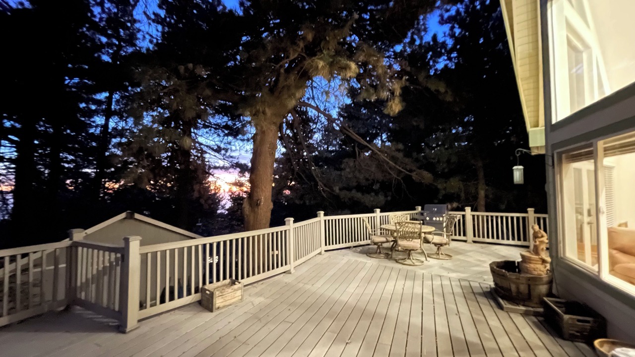 Photo of Patio Balcony in Running Springs