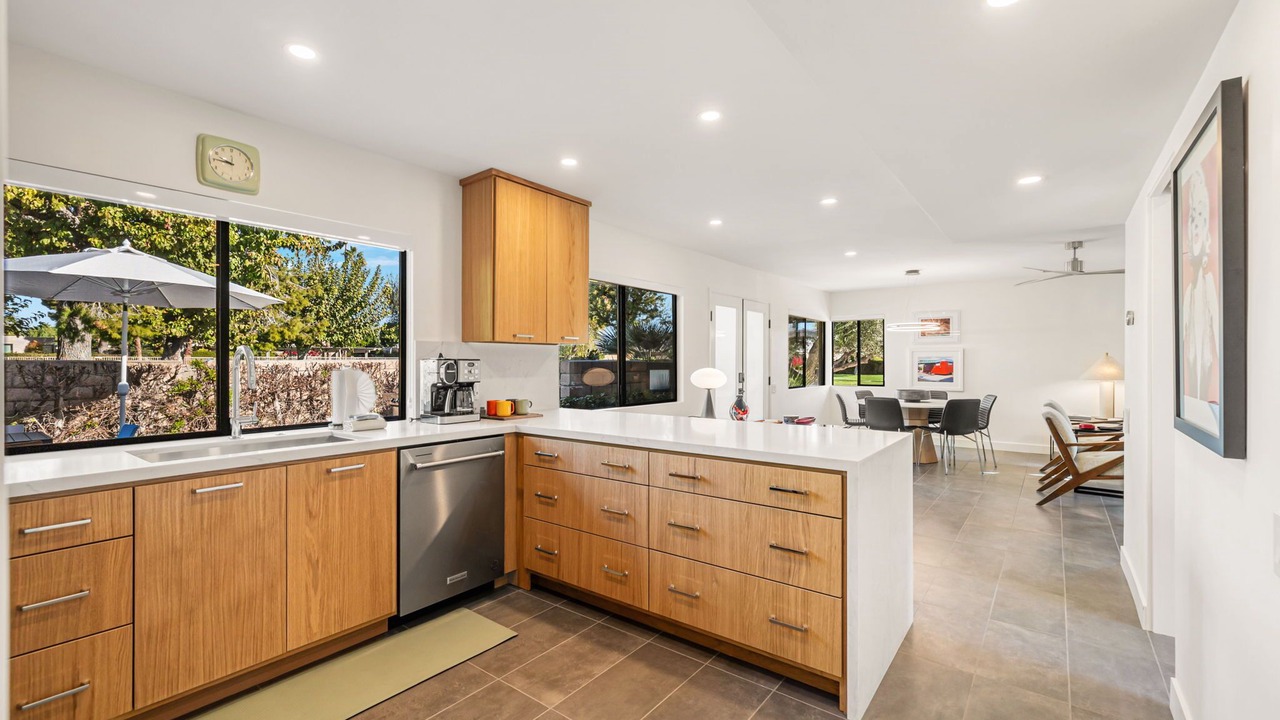 Photo of Kitchen in Sunrise Vista Chino