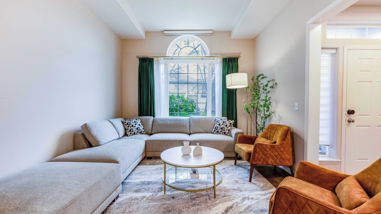 Photo of Livingroom in Orenco