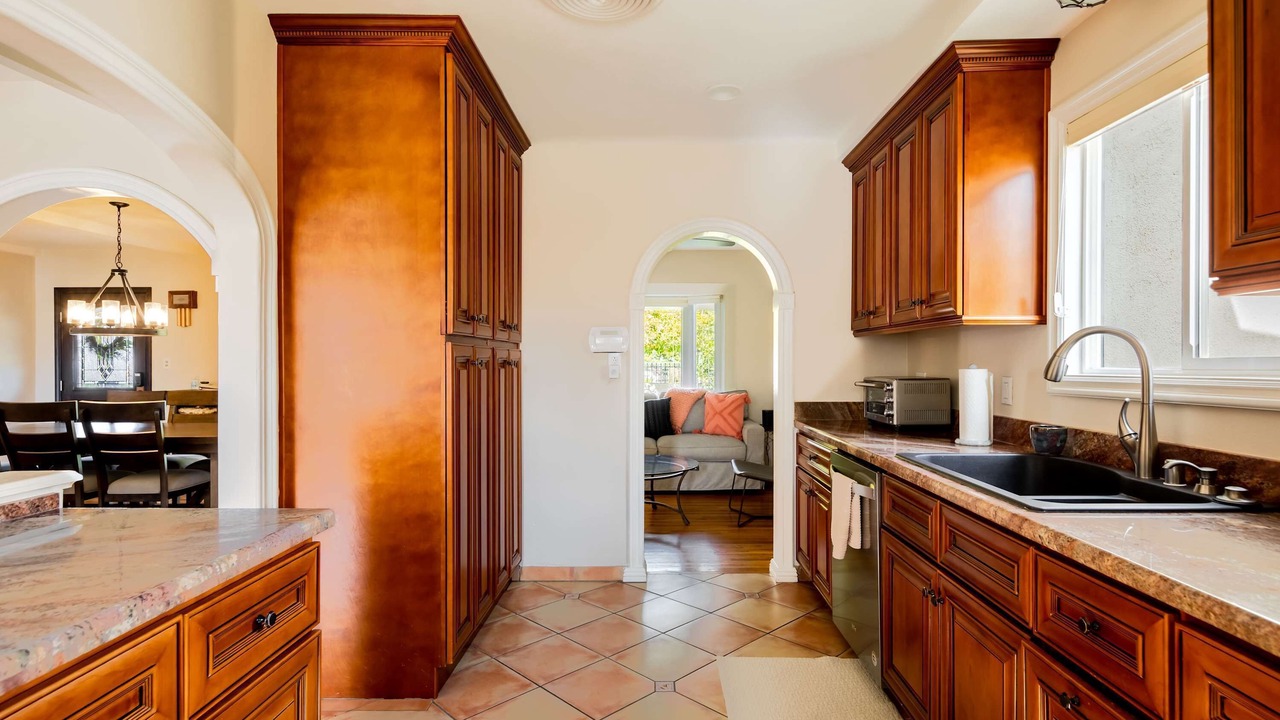 Photo of Kitchen in The Movie Colony