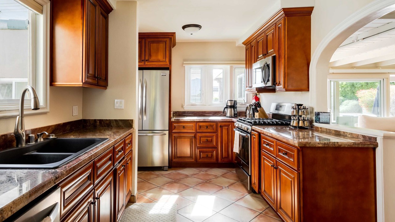 Photo of Kitchen in The Movie Colony