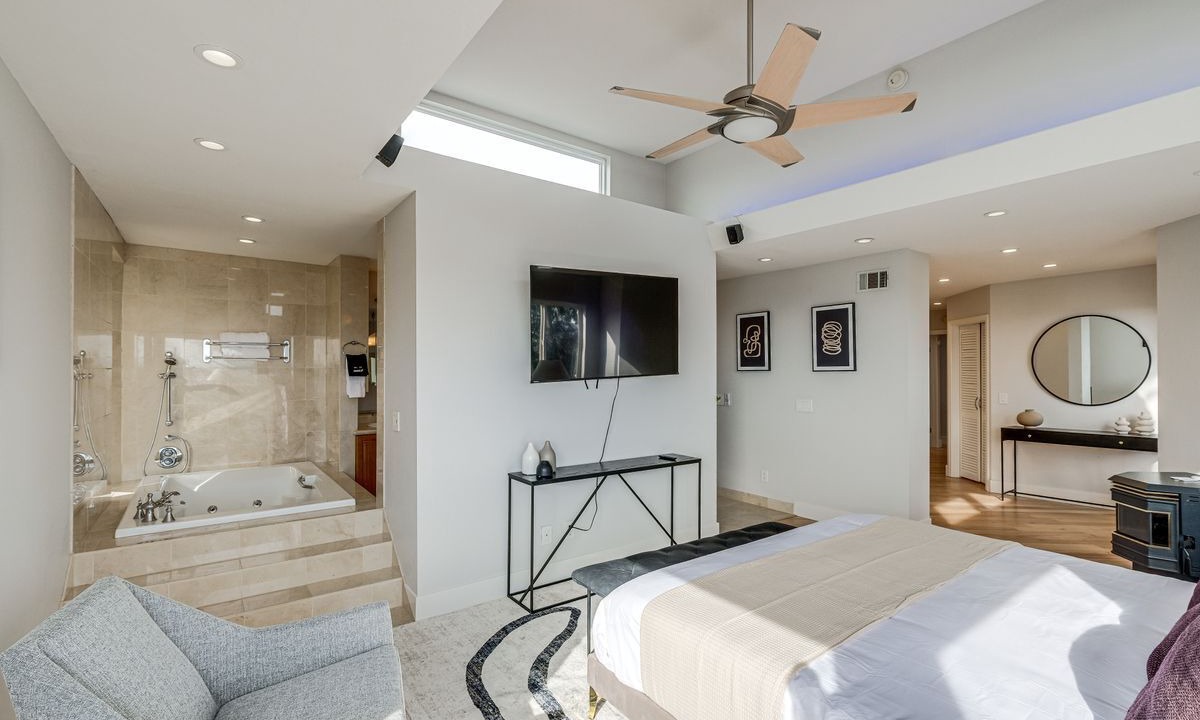 Photo of Livingroom in Del Mar Heights