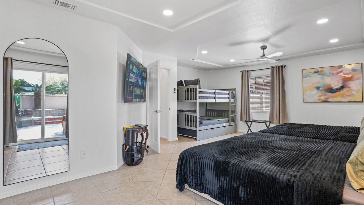 Photo of Bedroom in Northwest Anaheim