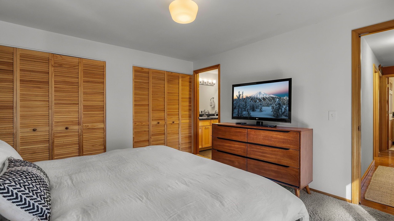 Photo of Bedroom in Southern Crossing