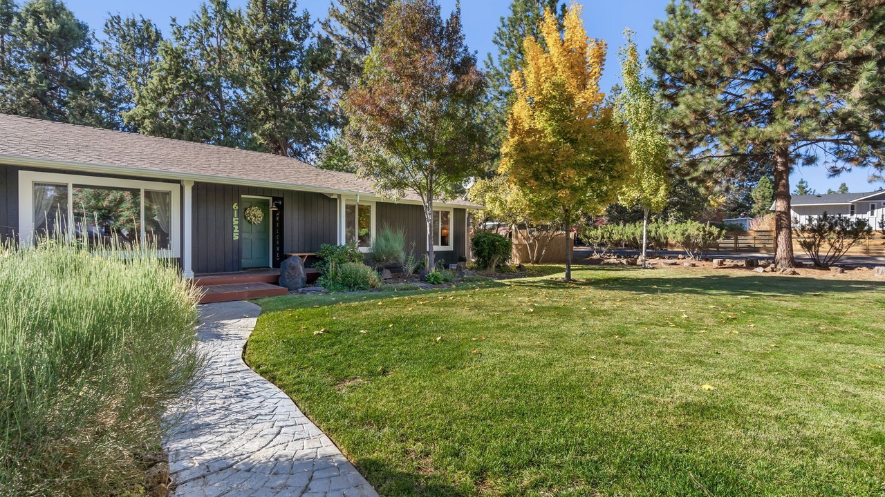 Photo of Outdoor in Southern Crossing