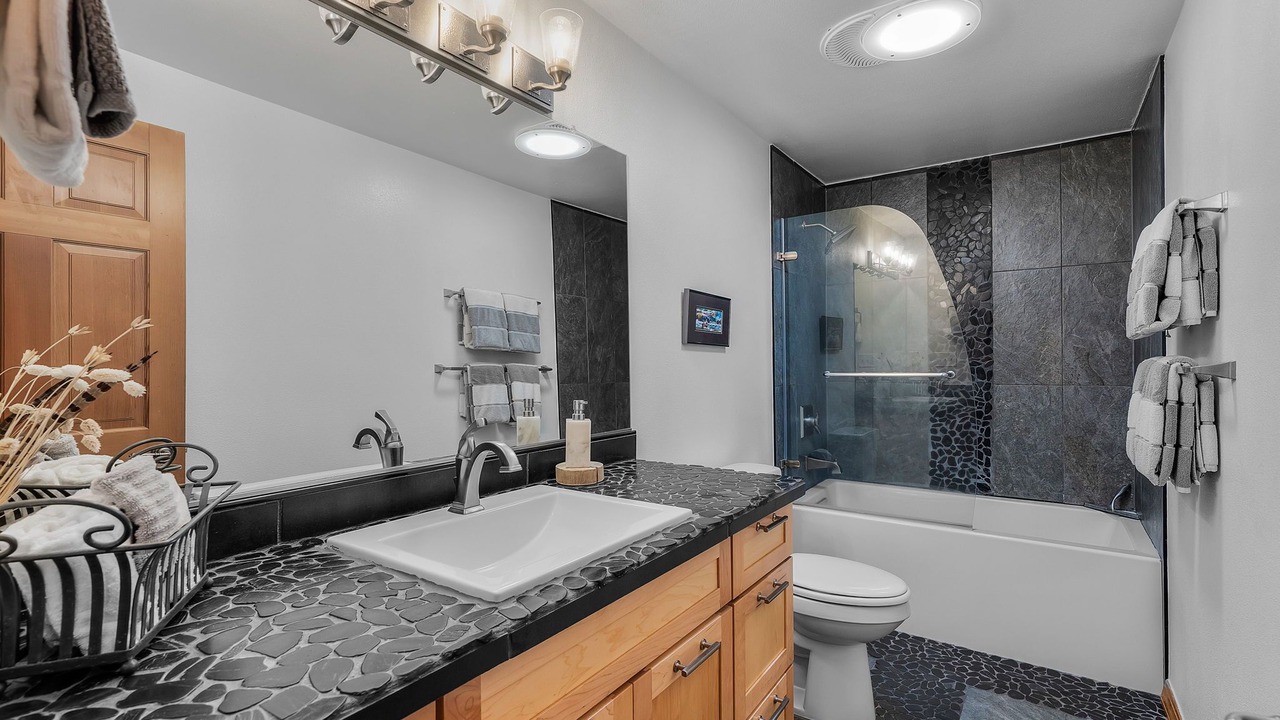 Photo of Bathroom in Southern Crossing
