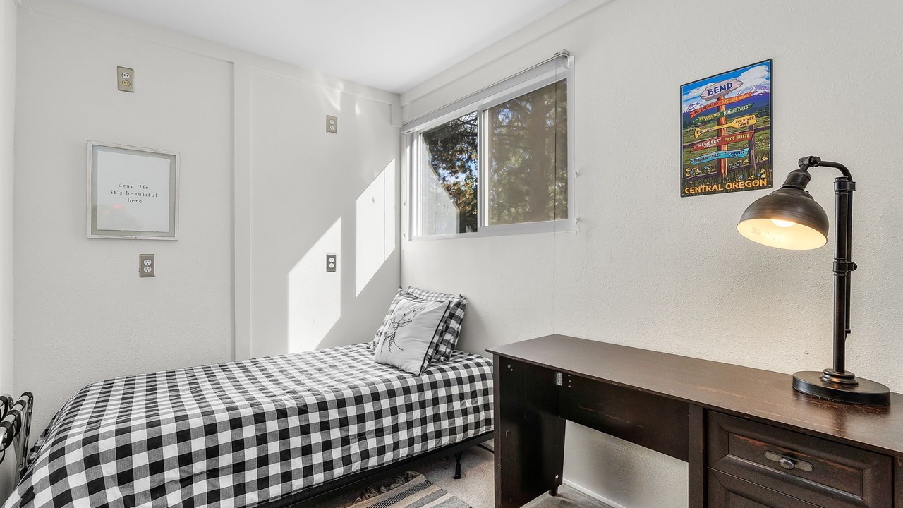 Photo of Bedroom in Southern Crossing