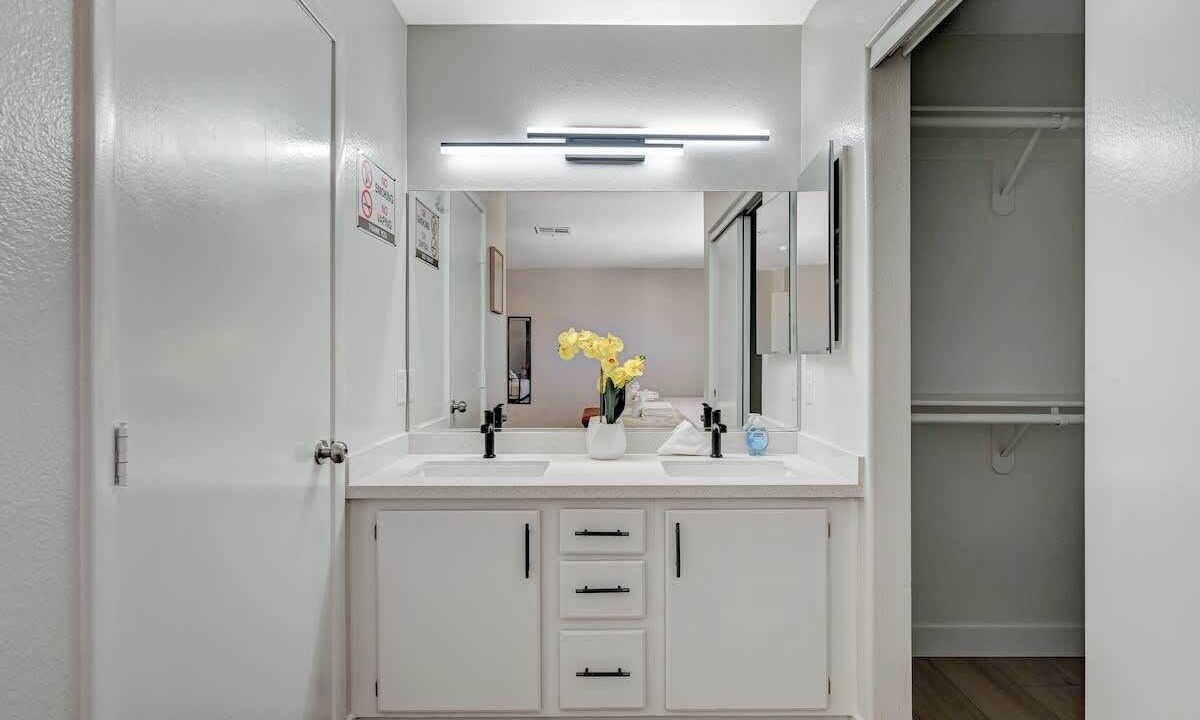 Photo of Bathroom in North Las Vegas