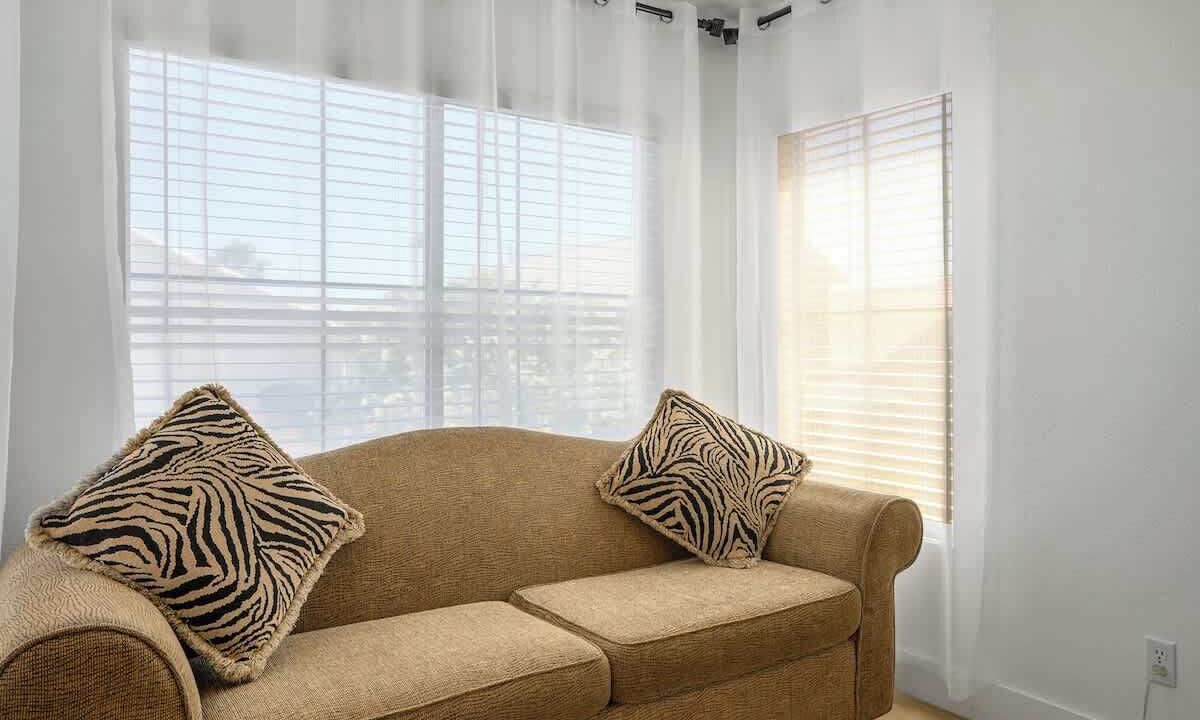 Photo of Livingroom in Spring Valley
