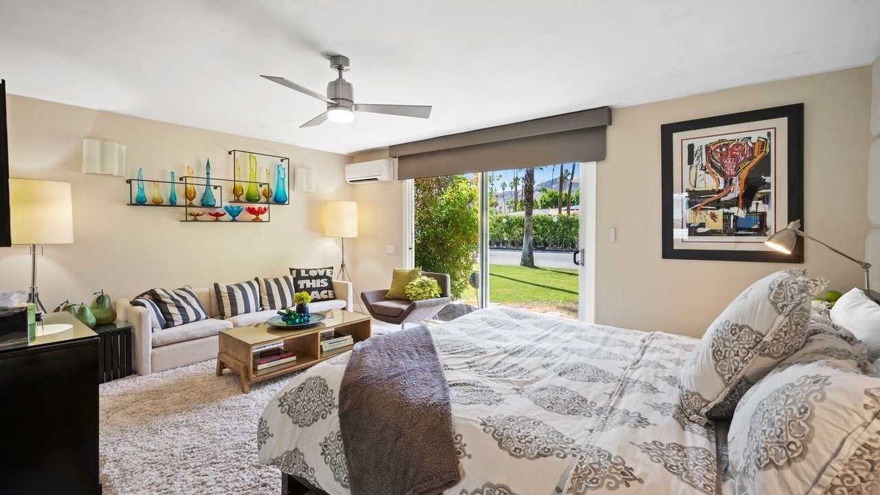 Photo of Bedroom in Twin Palms
