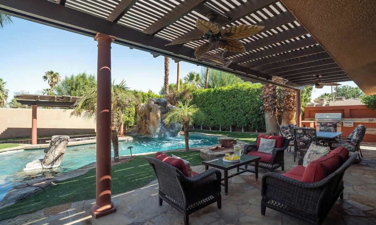 Photo of Outdoor in Magnesia Falls Cove