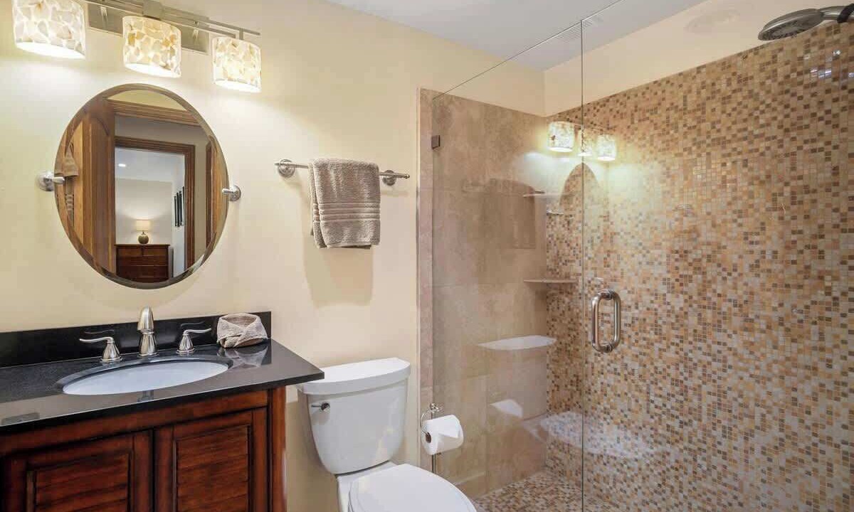 Photo of Bathroom in Magnesia Falls Cove
