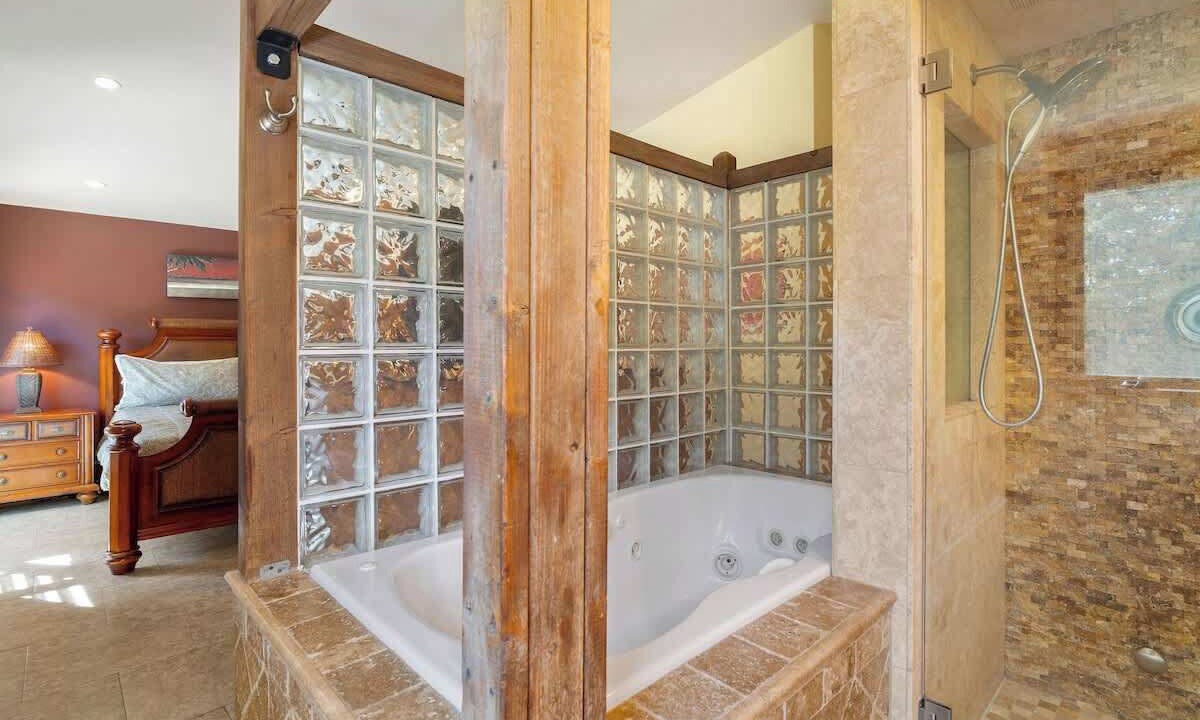 Photo of Bathroom in Magnesia Falls Cove