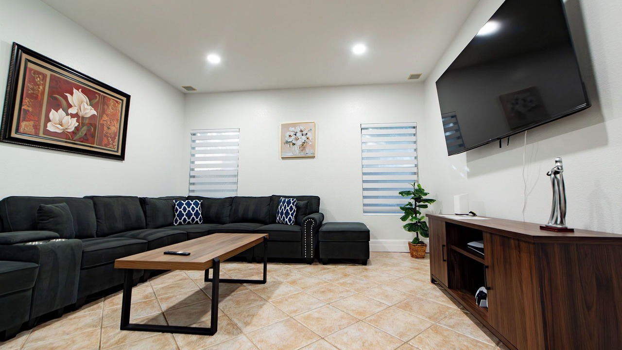 Photo of Livingroom in Silverado Ranch