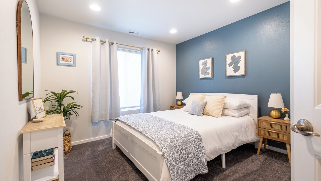 Photo of Bedroom in Freeland