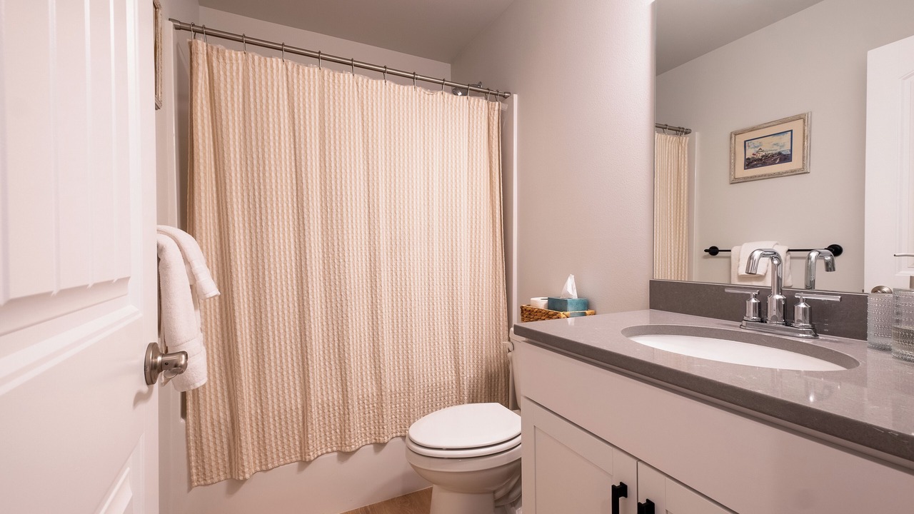 Photo of Bathroom in Freeland