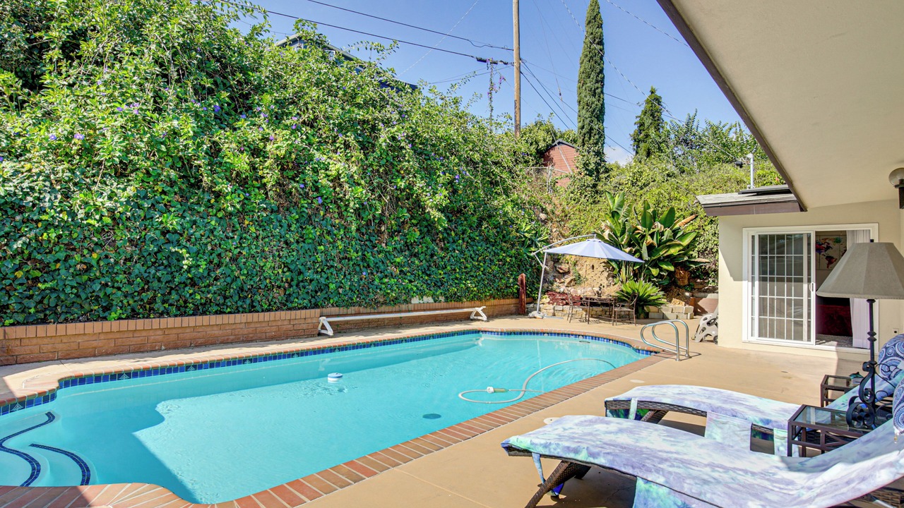 Photo of Outdoor in Windsor Hills