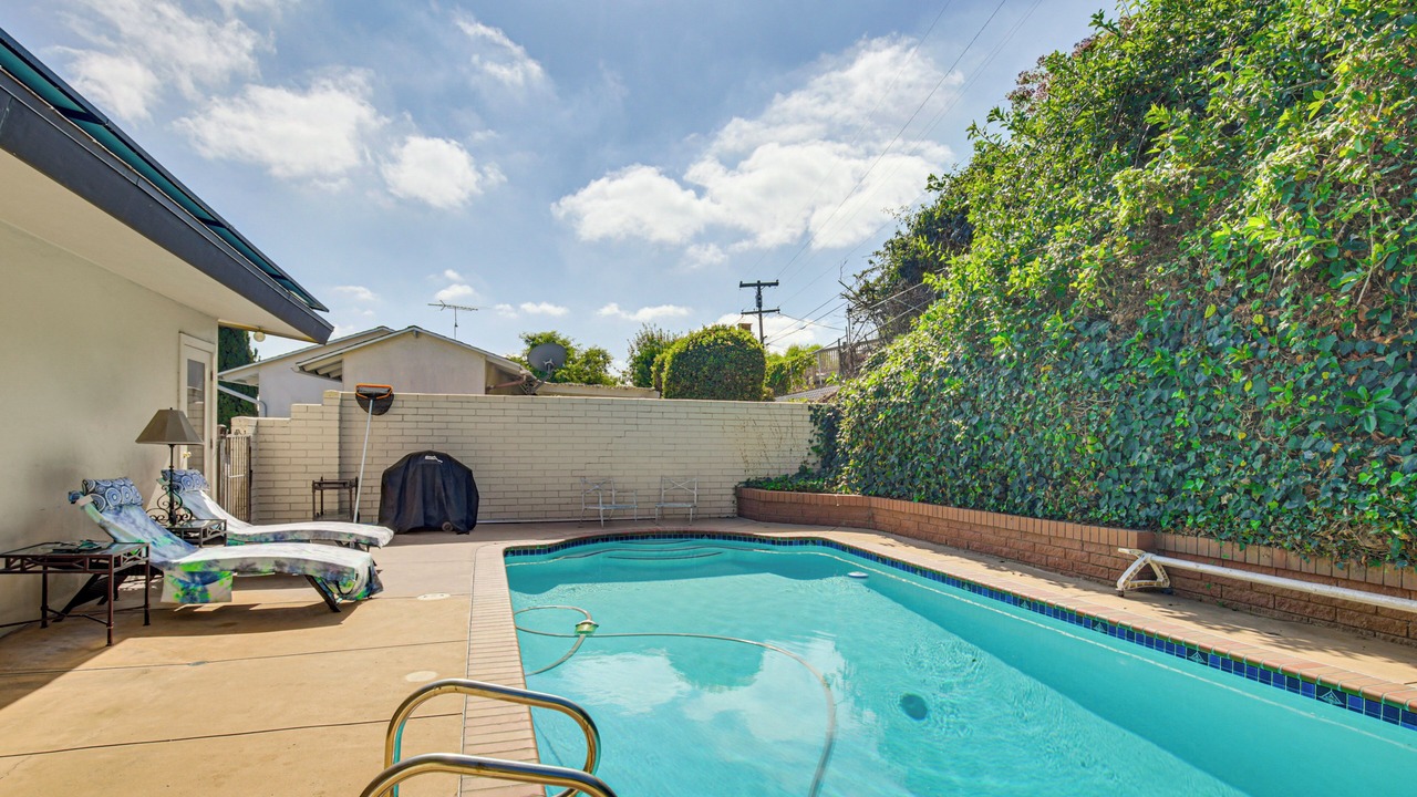 Photo of Outdoor in Windsor Hills