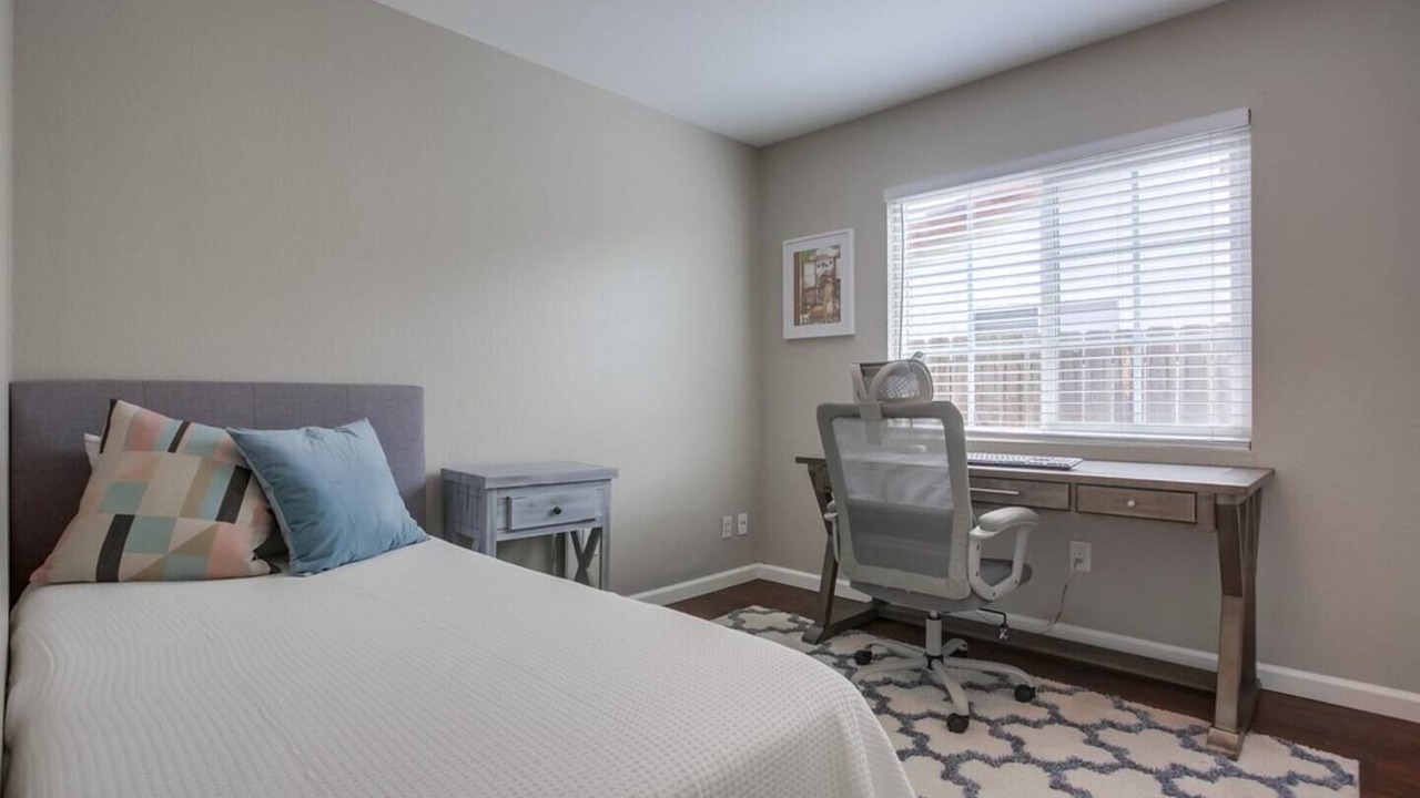 Photo of Bedroom in Mira Mesa