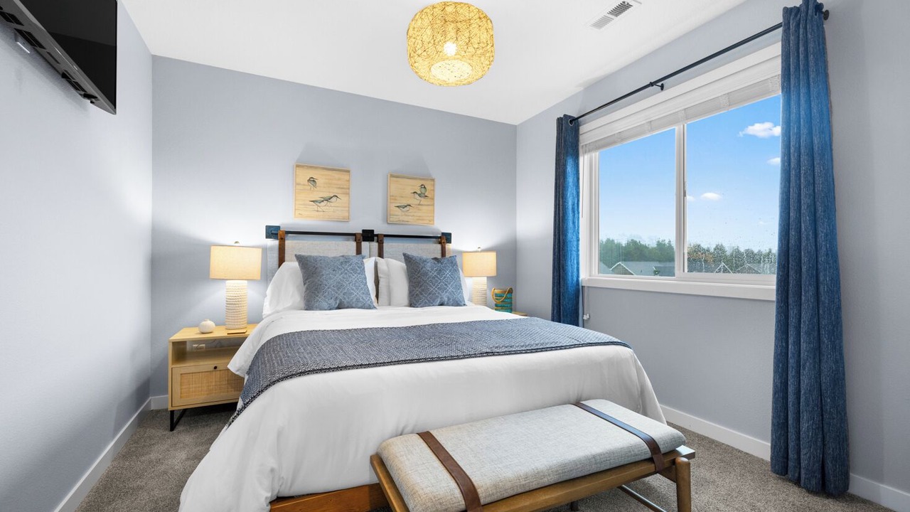 Photo of Bedroom in Pacific City
