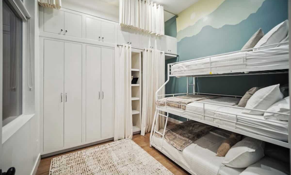 Photo of Bedroom in Lindon