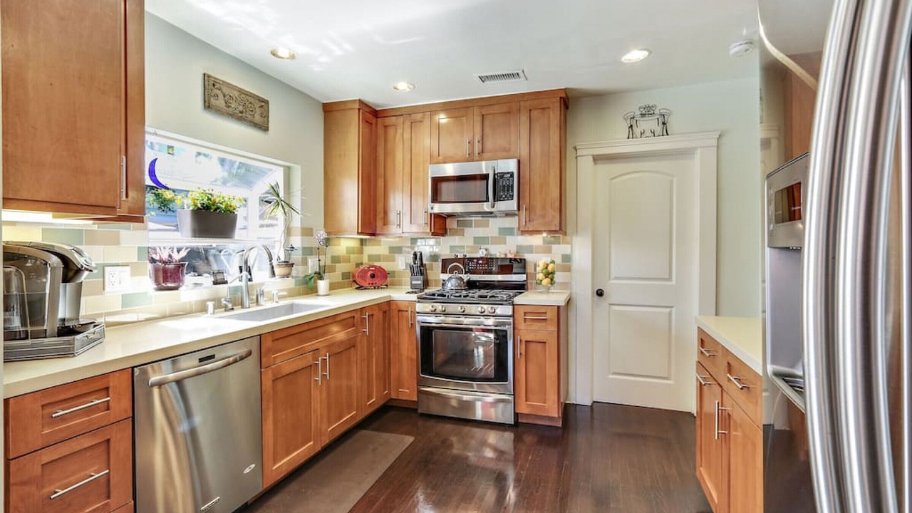 Photo of Kitchen in Alamitos Beach