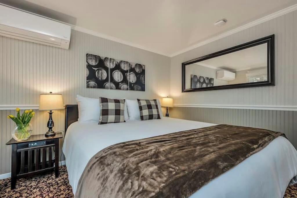 Photo of Bedroom in Calistoga
