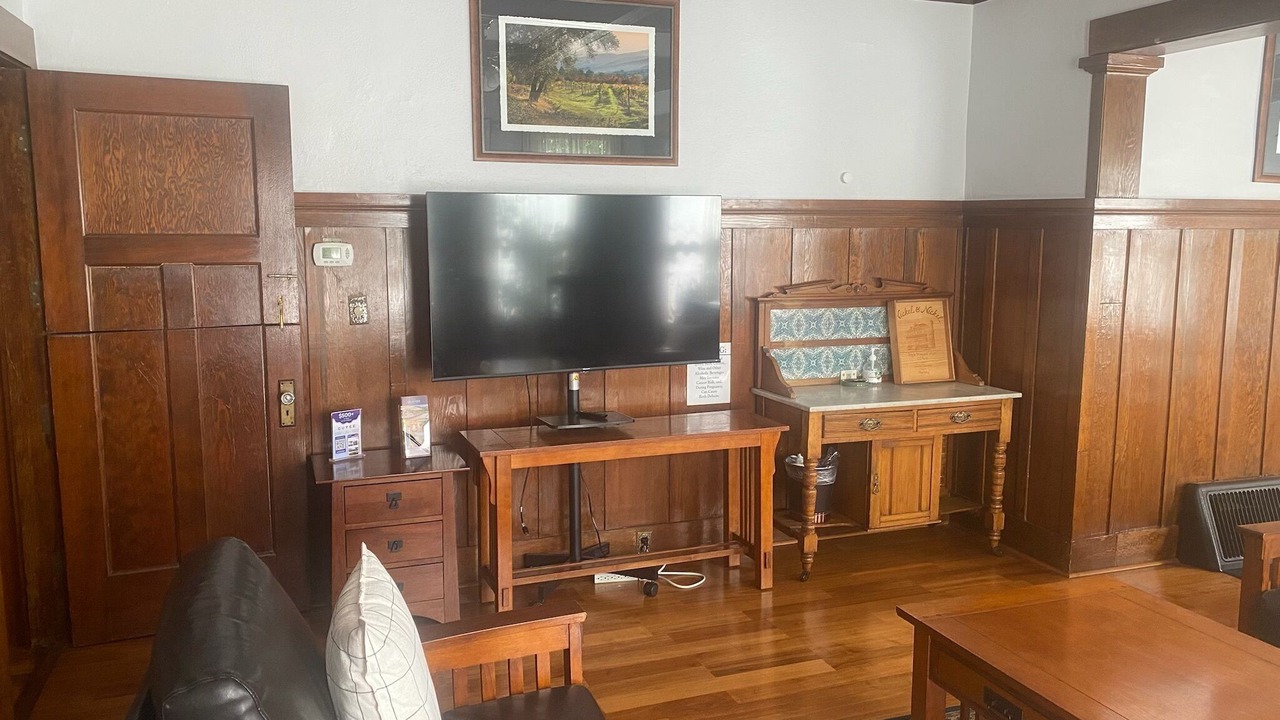 Photo of Livingroom in Calistoga