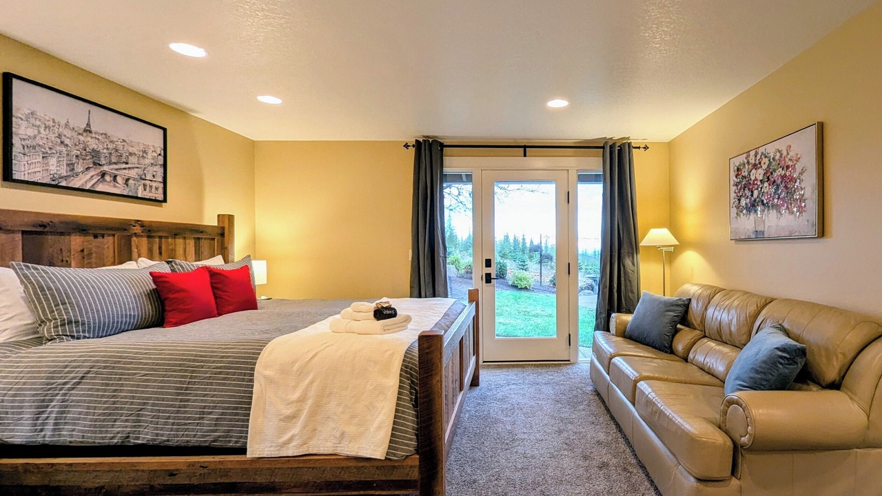 Photo of Bedroom in Hillsboro