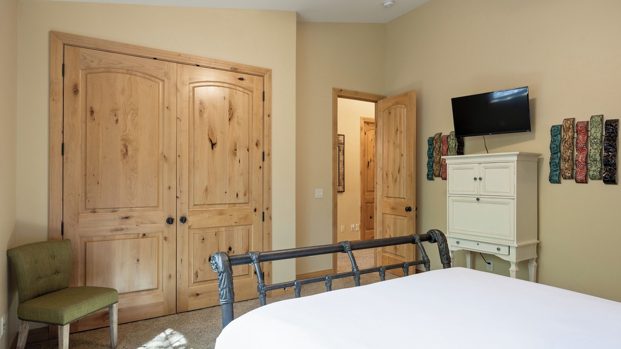 Photo of Bedroom in Canyon Links