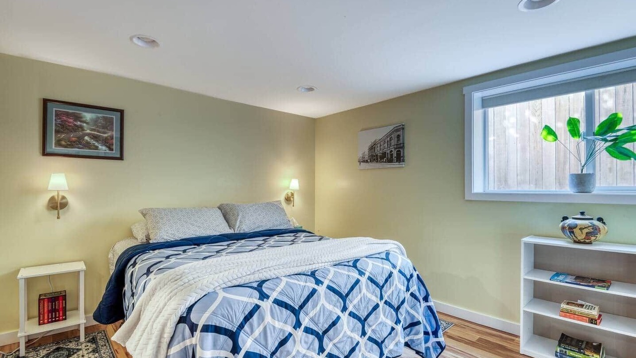 Photo of Bedroom in Albany