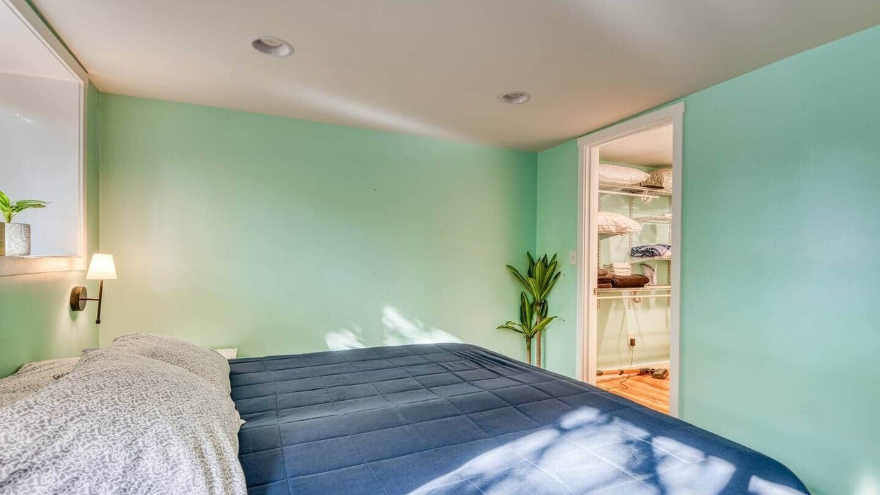 Photo of Bedroom in Albany