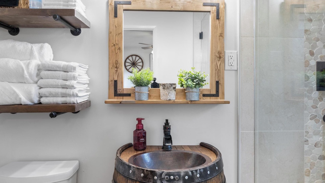 Photo of Bathroom in Julian