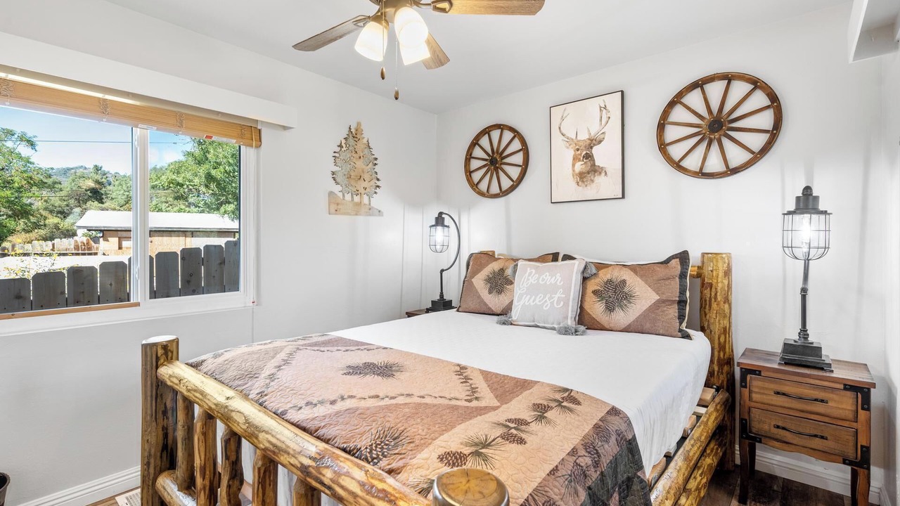 Photo of Bedroom in Julian