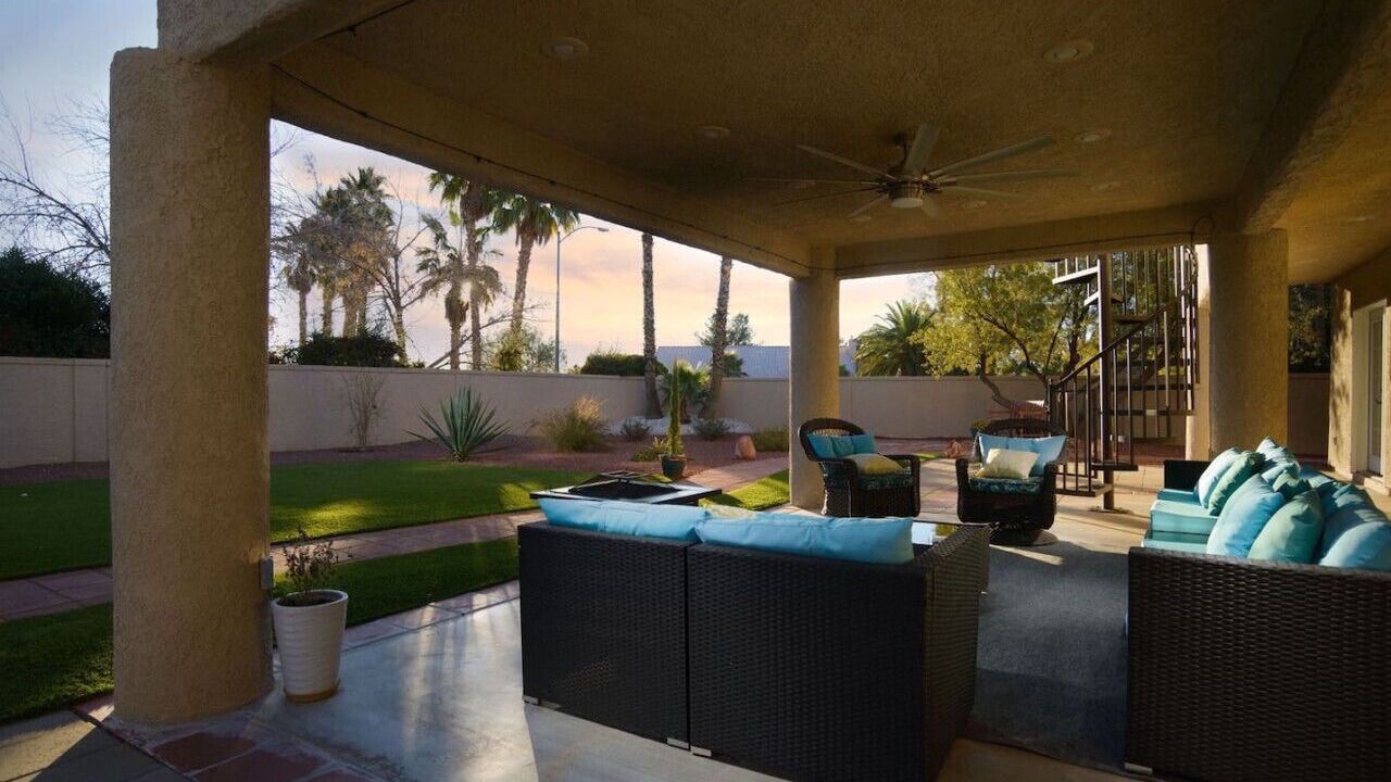 Photo of Outdoor in Canyon Gate