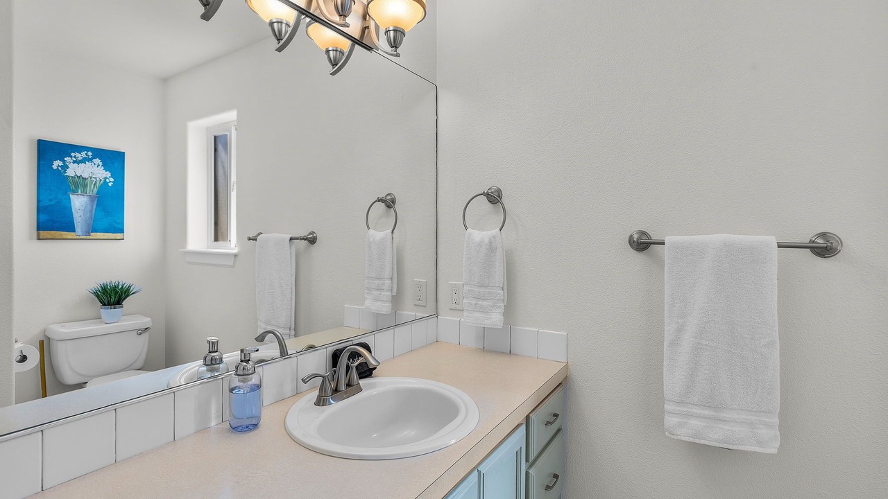 Photo of Bathroom in Orchard District