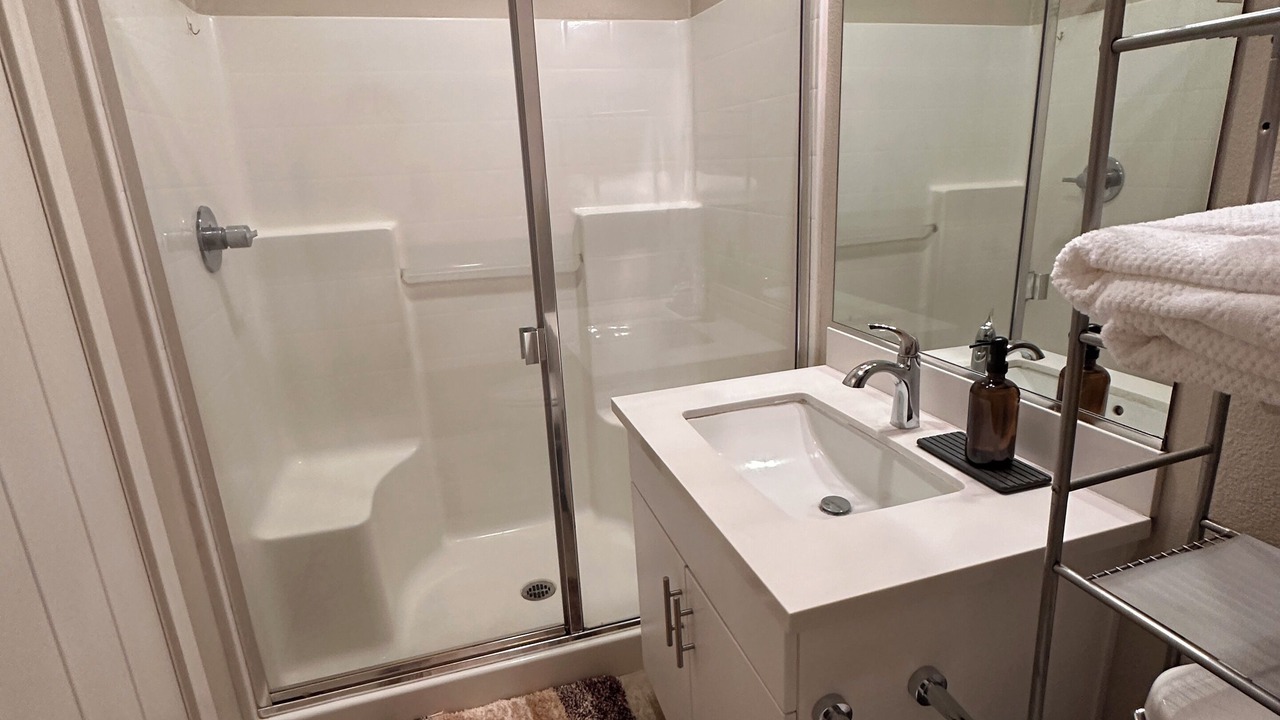Photo of Bathroom in Anaheim Colony Historic District