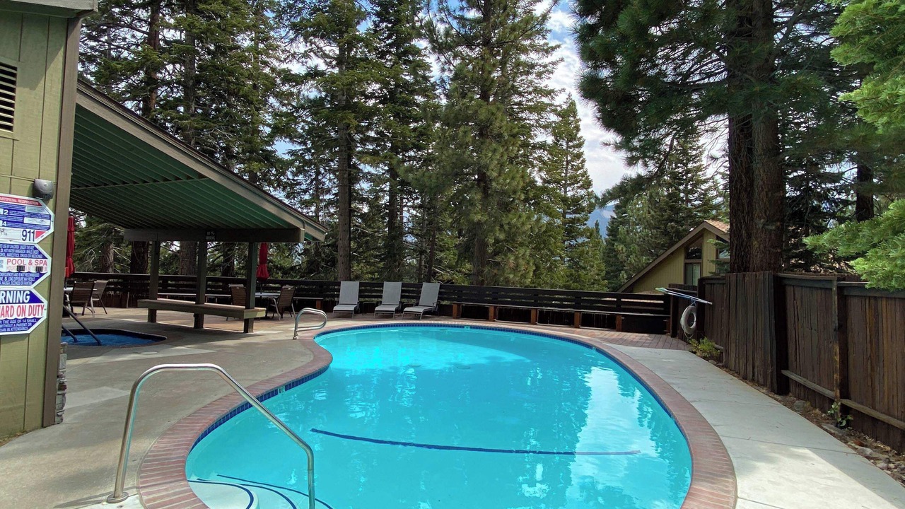 Photo of Outdoor in Mammoth Lakes