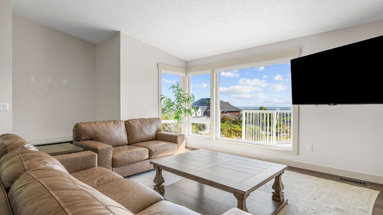 Photo of Livingroom in Benton County