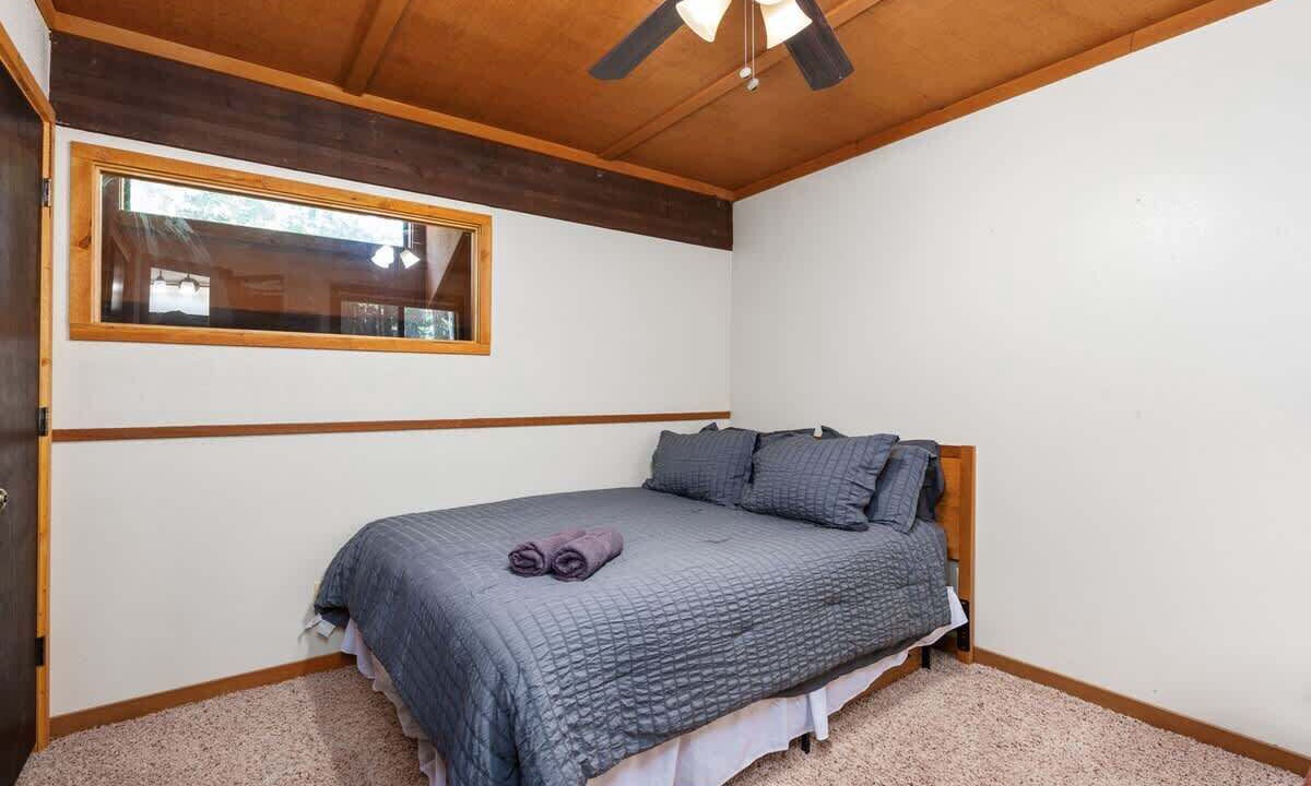 Photo of Bedroom in Shaver Lake