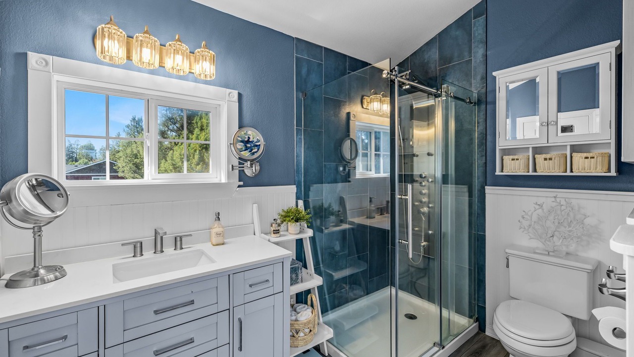 Photo of Bathroom in Old Farm District