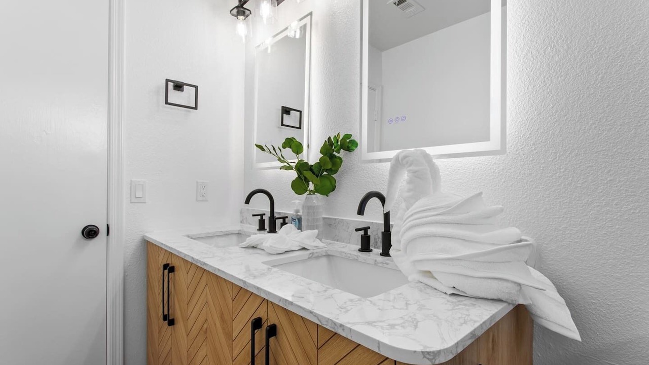 Photo of Bathroom in North Las Vegas