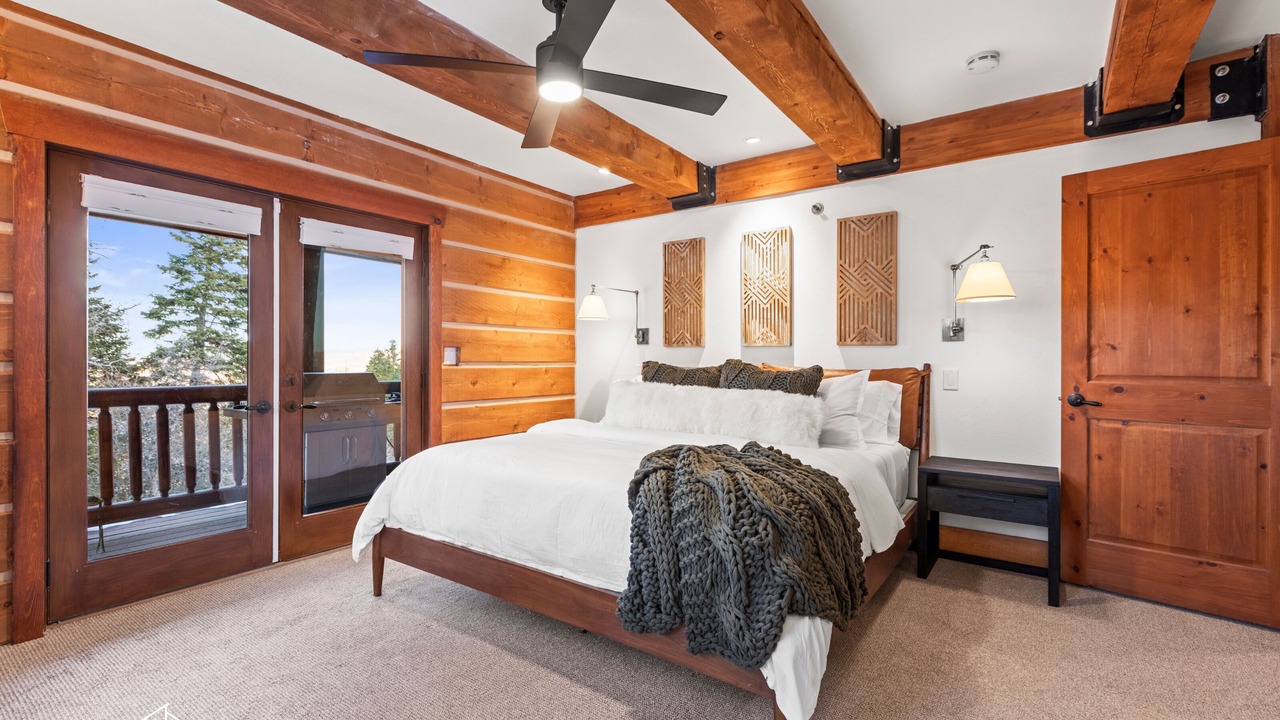 Photo of Bedroom in Tollgate Canyon