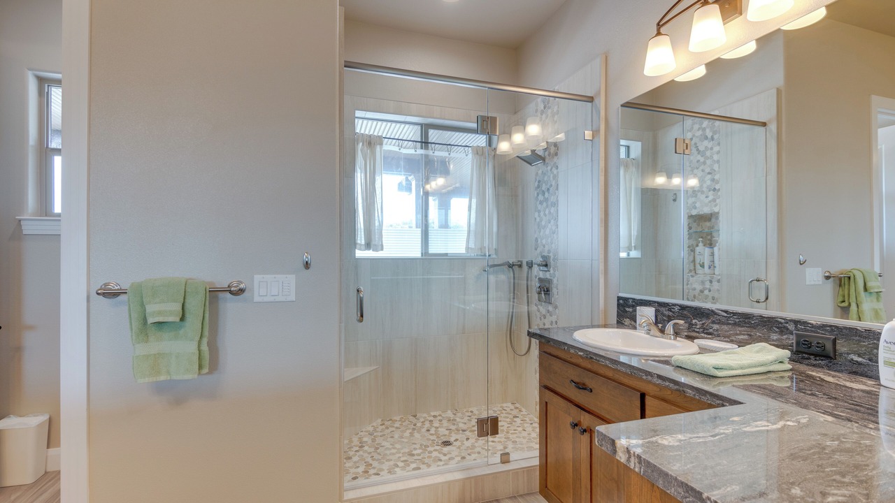 Photo of Bathroom in Sunset