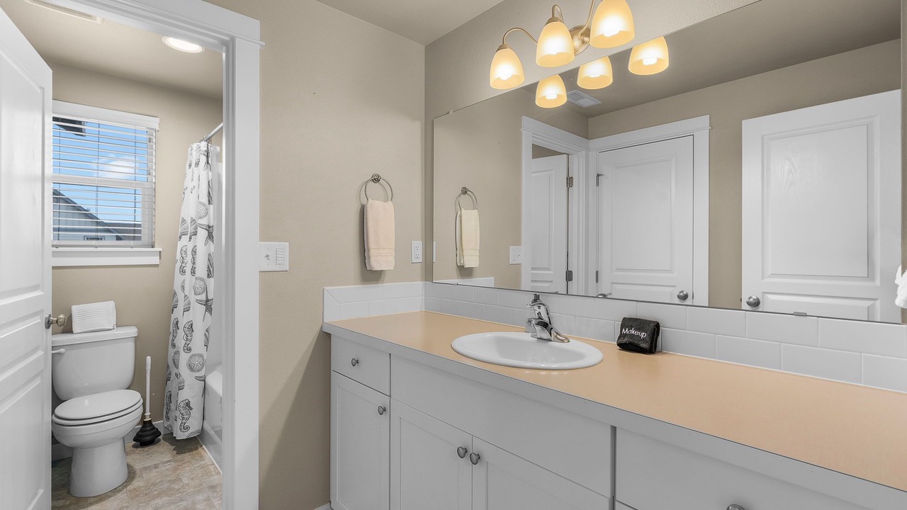Photo of Bathroom in Orchard District