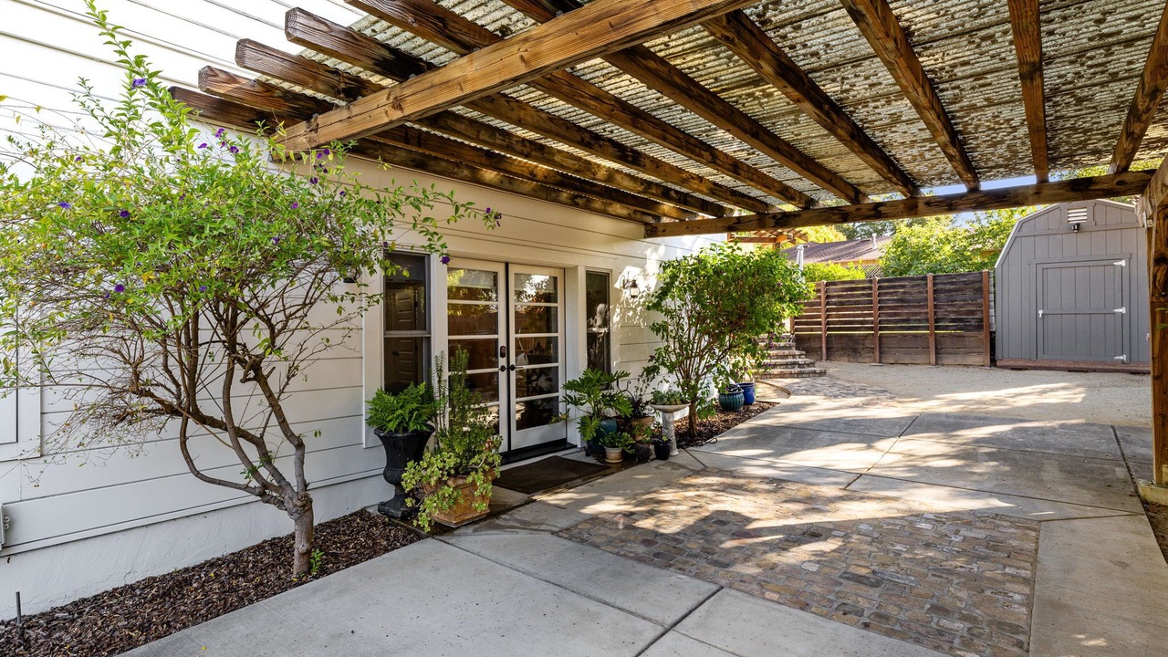 Photo of Outdoor in Freestone