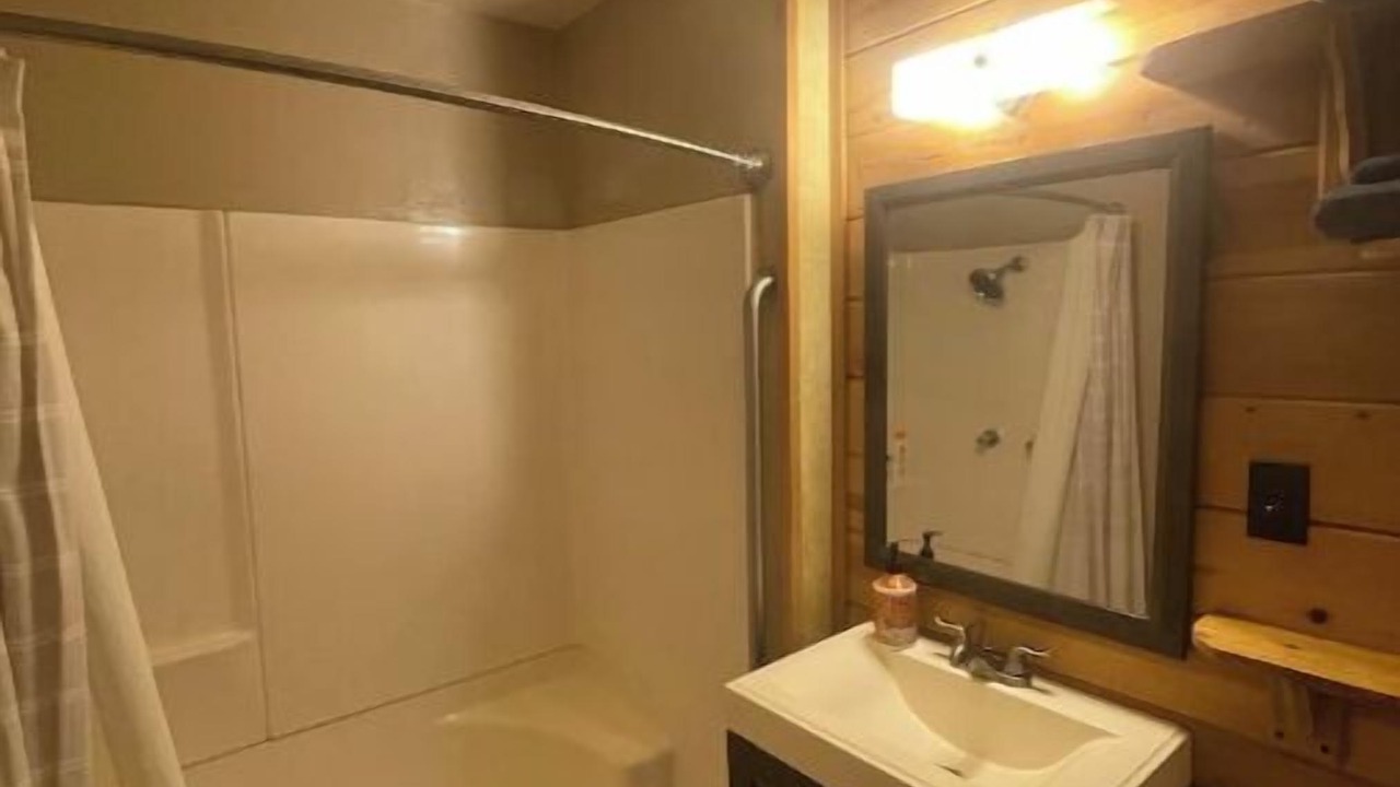 Photo of Bathroom in Garberville