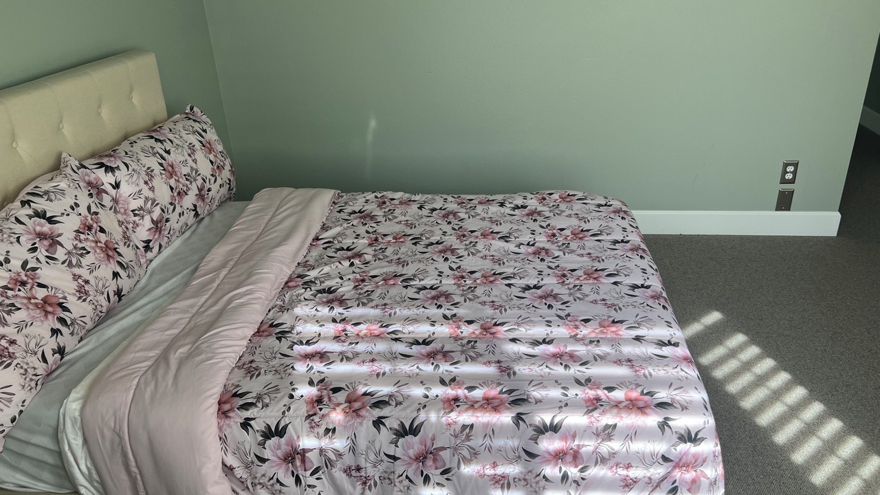 Photo of Bedroom in Sherwood - Tualatin South