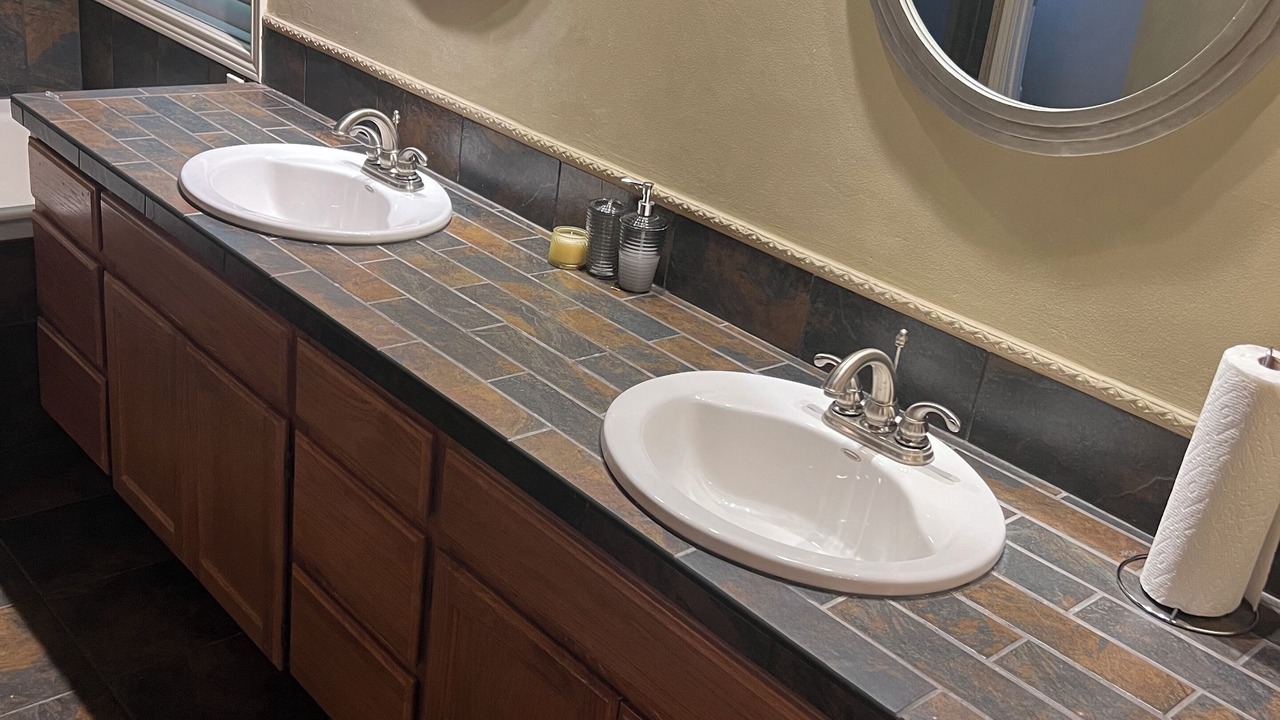 Photo of Bathroom in Sherwood - Tualatin South