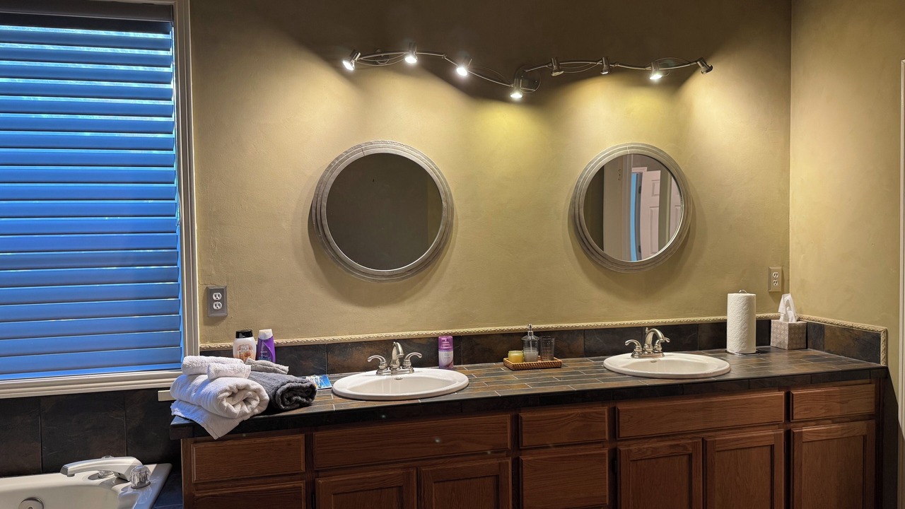 Photo of Bathroom in Sherwood - Tualatin South